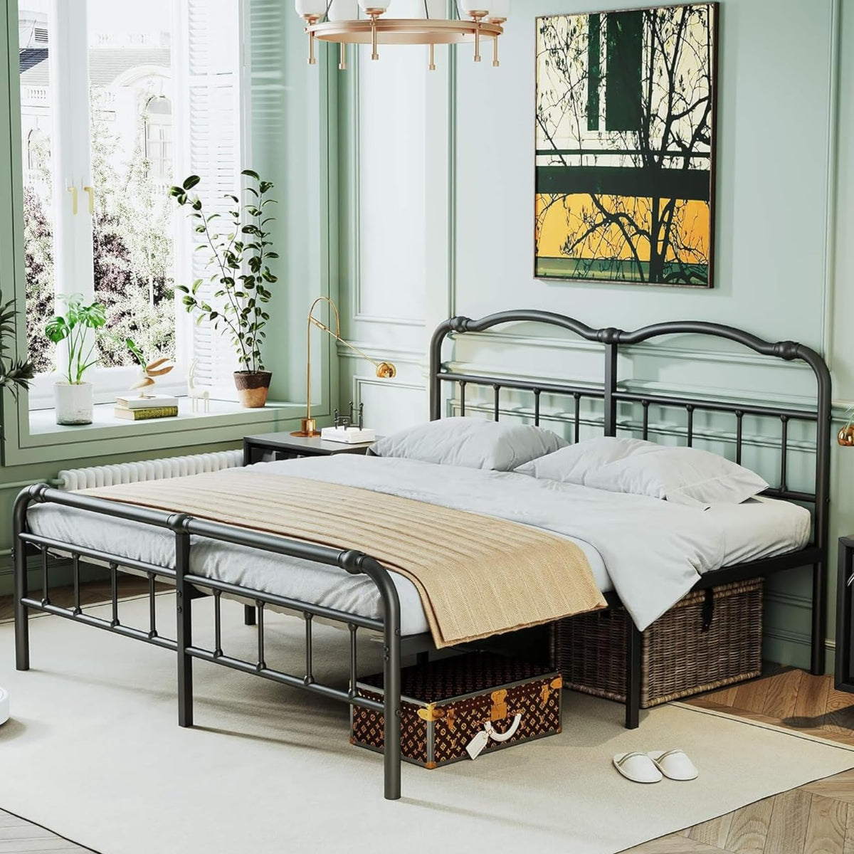 Queen Size Black Metal Platform Bed Frame with Headboard C14947